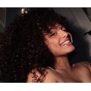 Meet your Posher, Madelyn